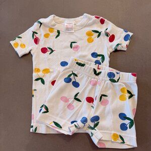 Hanna Andersson Organic Cotton Cherry Pajama Set Size 2T Short Sleeve Shorts